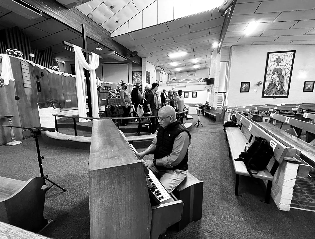 St. Luke’s Chorale wider musical archive photograph