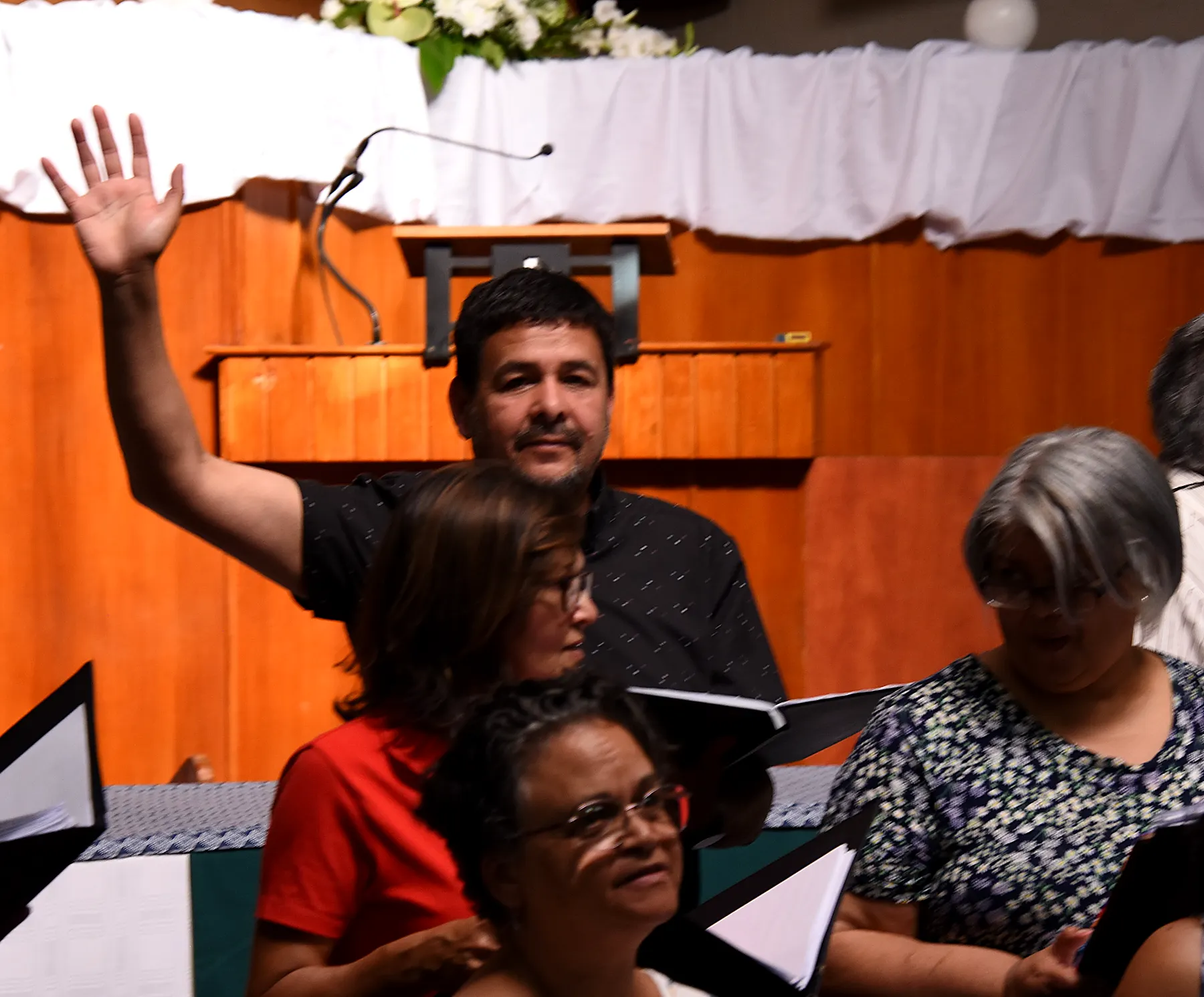 St. Luke’s Chorale 2024 concert preparation photograph
